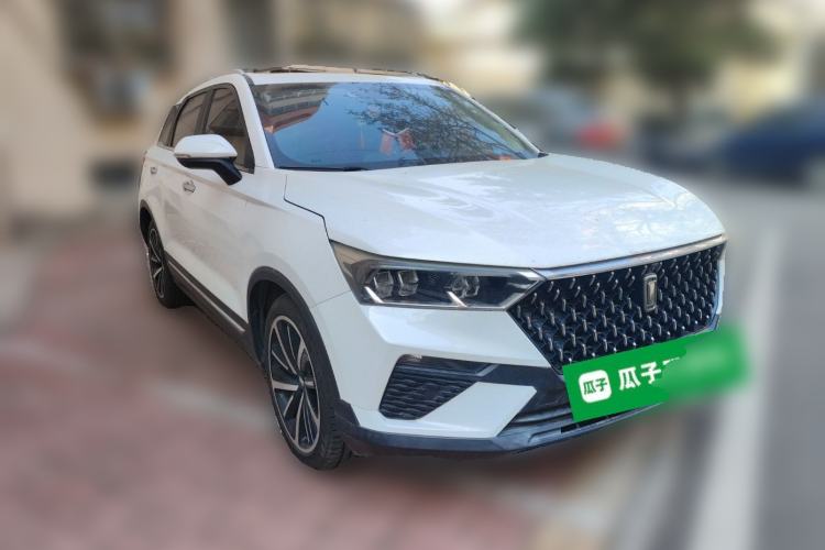 Used Bestune T77 2019 230 TID Automatic Prestige Version China VI Emission Standard Front Right 45 Deg