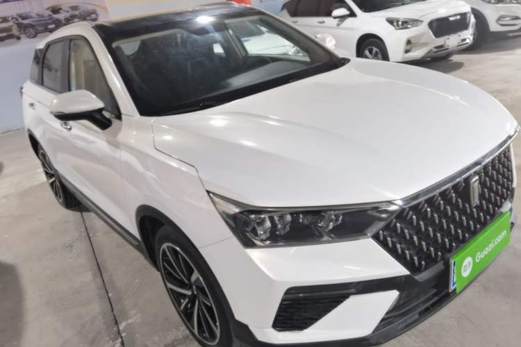 Used Bestune T77 2019 230 TID Automatic Luxury Version National V Front Right 45 Deg
