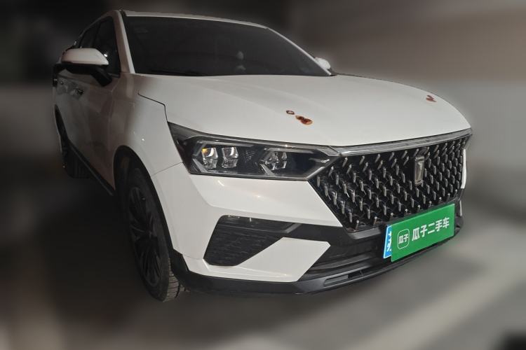 Used Bestune T77 2019 230 TID Manual Luxury Version China VI Front Right 45 Deg
