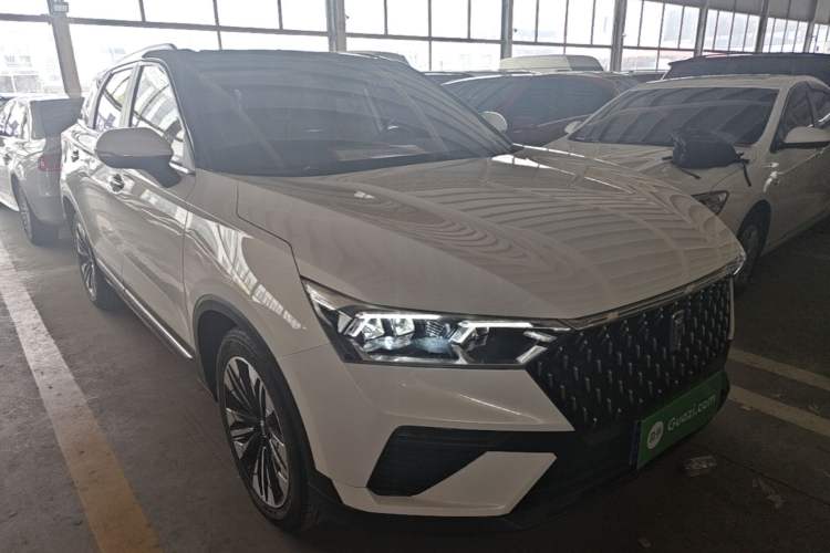 Used Bestune T77 2019 230 TID Automatic Luxury Version China VI Emission Standard Front Right 45 Deg
