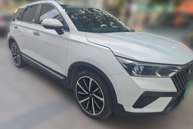 Used Bestune T77 2019 230 TID Automatic Luxury Version National V Front Right 45 Deg