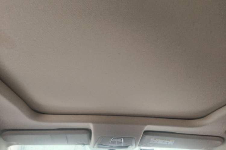 Used Bestune T77 2019 230 TID Automatic Luxury Version China VI Emission Standard Headliner