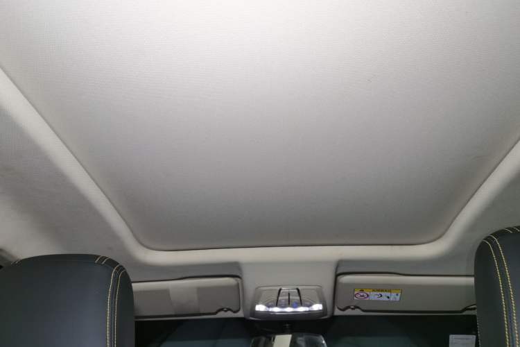 Used Bestune T77 2019 230 TID Automatic Luxury Version China VI Emission Standard Headliner