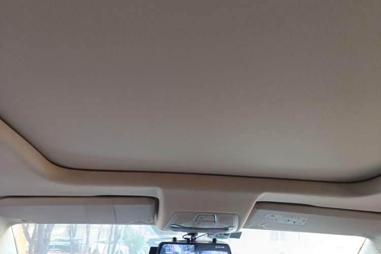 Used Bestune T77 2019 230 TID Automatic Luxury Version China VI Emission Standard Headliner