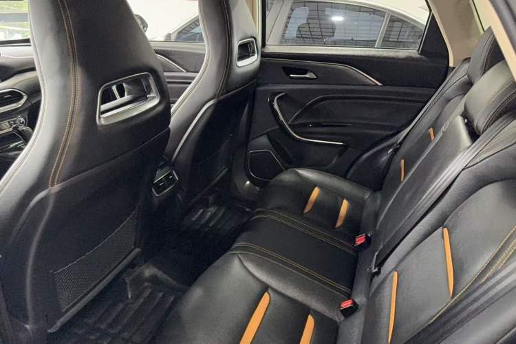 Used Bestune T77 2019 230 TID Automatic Prestige Version China V Emission Standard Interior 2