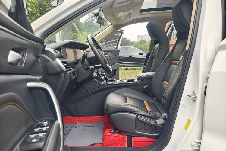 Used Bestune T77 2019 230 TID Automatic Luxury Version China VI Emission Standard Interior 2