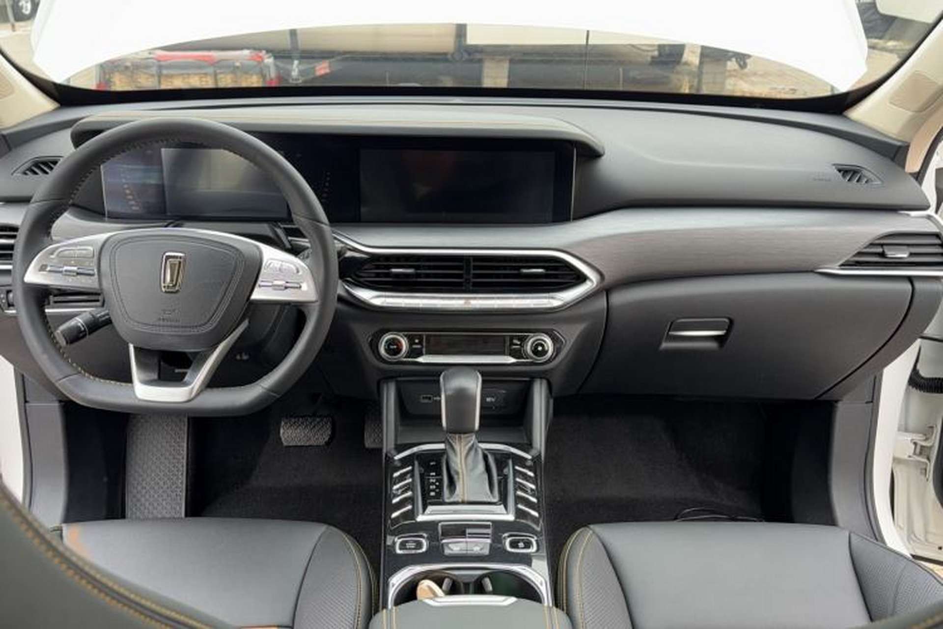 Used Bestune T77 2019 230 TID Automatic Luxury Version China VI Emission Standard Interior 5