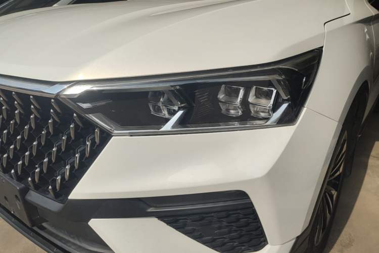 Used Bestune T77 2019 Facelift 230 TID Automatic Luxury Version China V Emission Standard Left Front Headlight