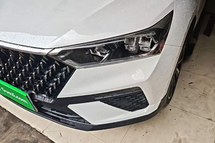 Used Bestune T77 2019 230 TID Automatic Luxury Version National V Left Front Headlight