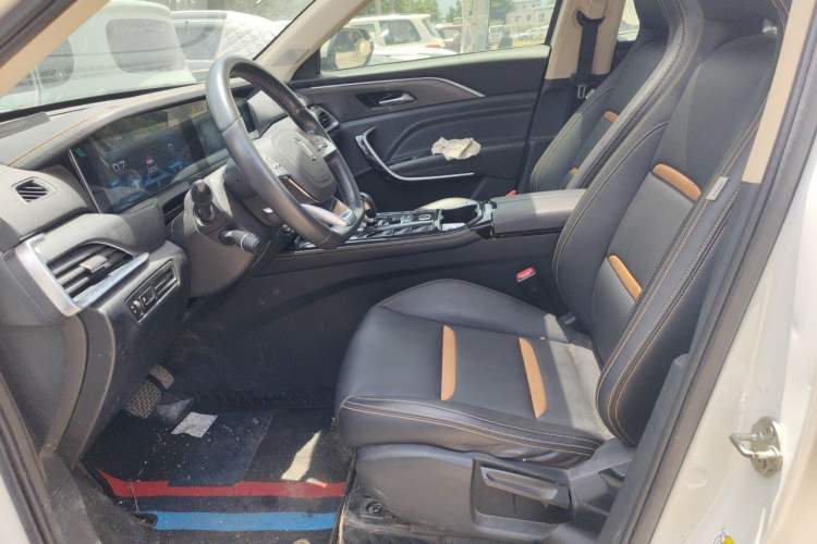 Used Bestune T77 2019 230 TID Automatic Prestige Version China V Emission Standard Left Front Seat
