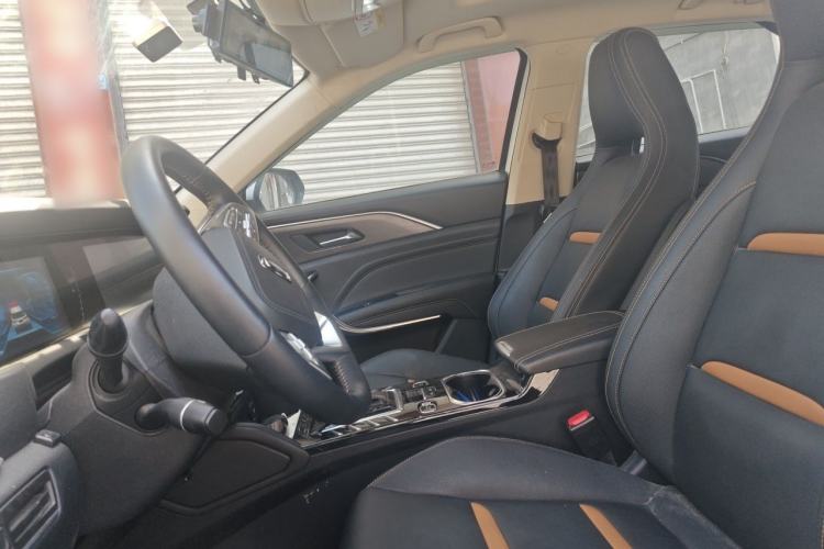 Used Bestune T77 2019 230 TID Automatic Luxury Version China VI Emission Standard Left Front Seat