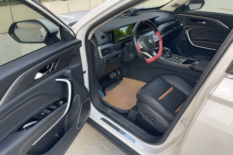 Used Bestune T77 2019 230 TID Automatic Prestige Version China V Left Front Seat