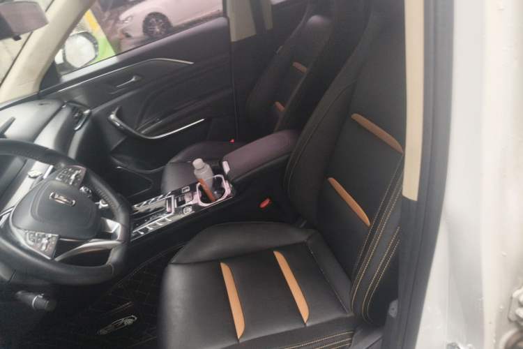 Used Bestune T77 2019 230 TID Automatic Luxury Version China VI Emission Standard Left Front Seat