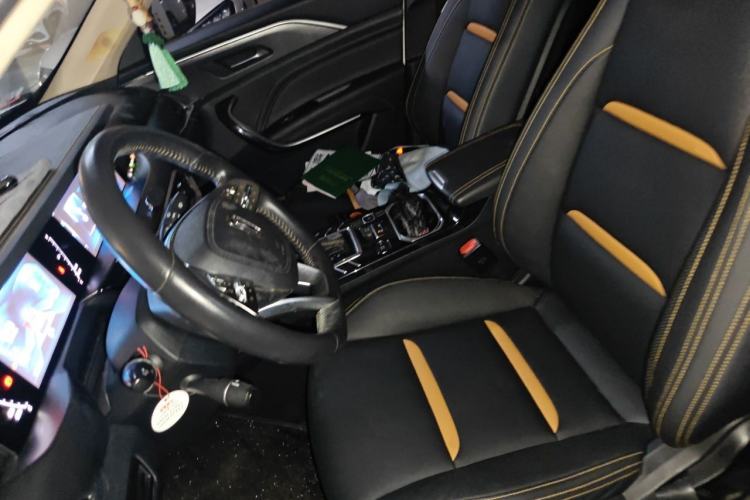 Used Bestune T77 2019 230 TID Automatic Luxury Version China VI Emission Standard Left Front Seat