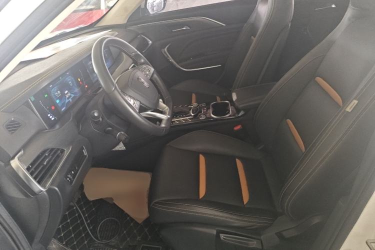 Used Bestune T77 2019 230 TID Automatic Luxury Version China VI Emission Standard Left Front Seat