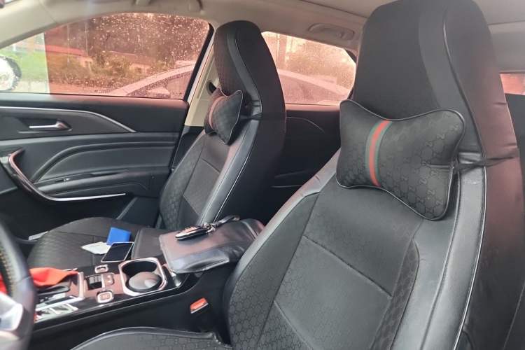 Used Bestune T77 2019 230 TID Automatic Luxury Version China VI Emission Standard Left Front Seat