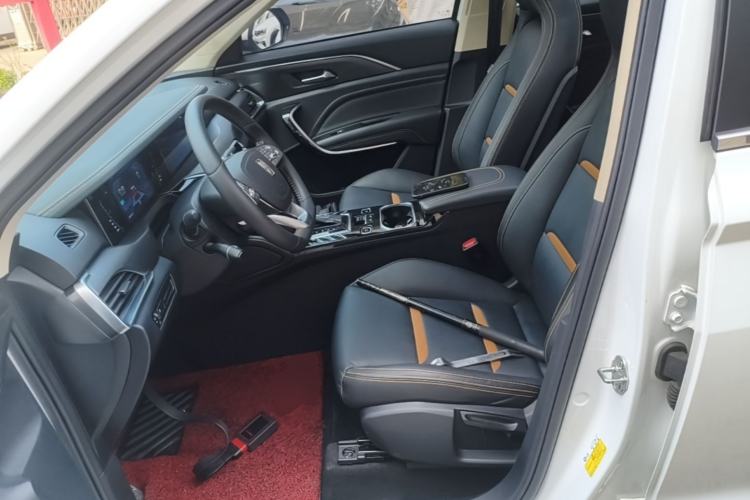 Used Bestune T77 2019 230 TID Automatic Luxury Version China VI Emission Standard Left Front Seat