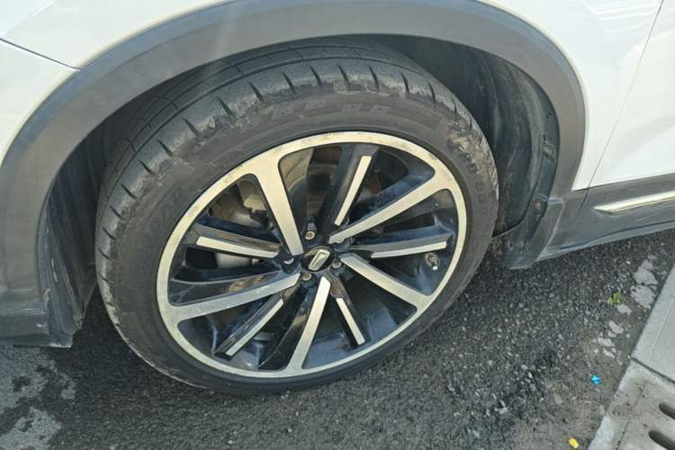 Used Bestune T77 2019 230 TID Automatic Prestige Version China V Emission Standard Left Front Wheel Hub