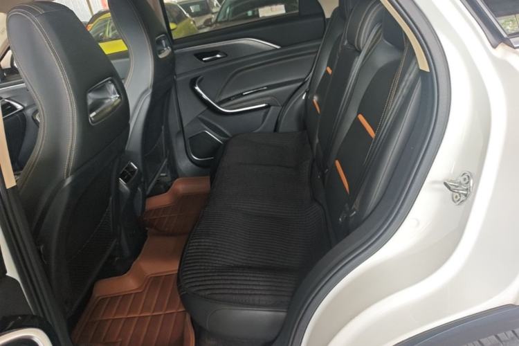 Used Bestune T77 2019 230 TID Automatic Prestige Version China V Left Rear Seat
