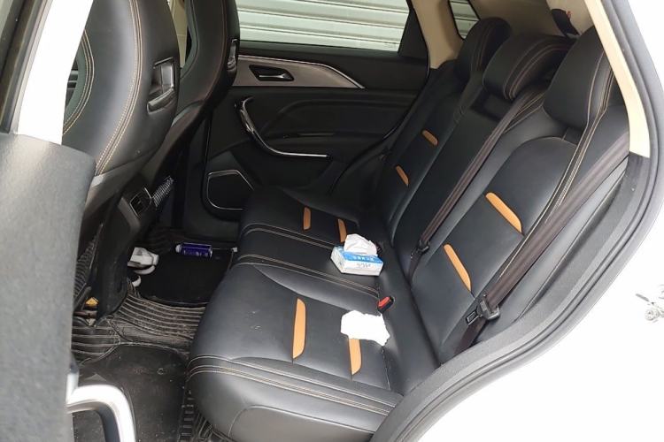 Used Bestune T77 2019 230 TID Automatic Luxury Version China VI Emission Standard Left Rear Seat