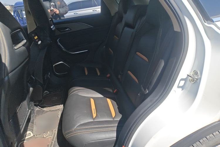 Used Bestune T77 2019 230 TID Automatic Luxury Version China VI Emission Standard Left Rear Seat