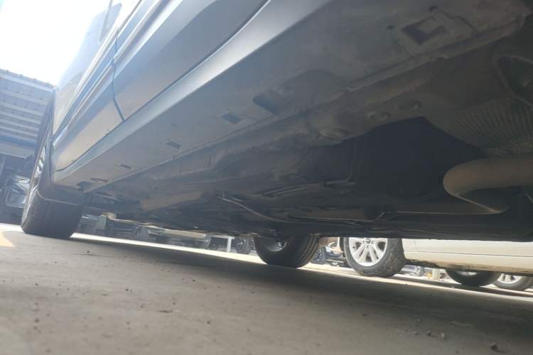 Used Bestune T77 2019 Facelift 230 TID Automatic Luxury Version China V Emission Standard Left Side Sill