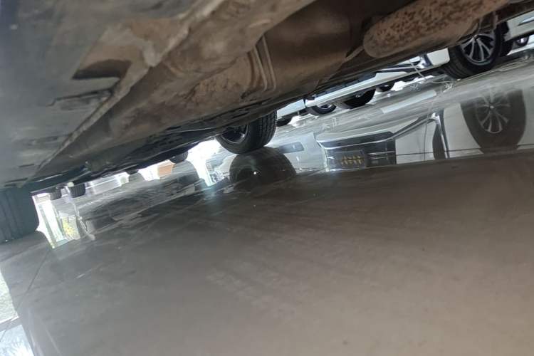 Used Bestune T77 2019 230 TID Automatic Luxury Version China VI Emission Standard Left Side Sill