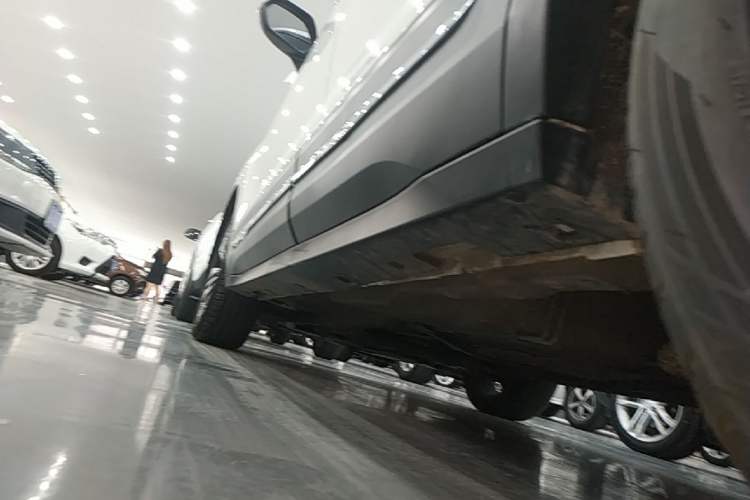 Used Bestune T77 2019 Facelift 230 TID Automatic Luxury Version China V Emission Standard Left Side Sill