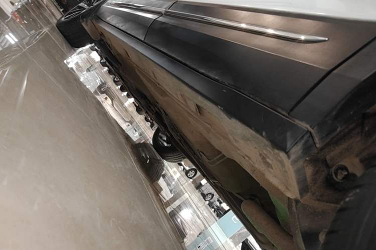Used Bestune T77 2019 230 TID Automatic Luxury Version National V Left Side Sill