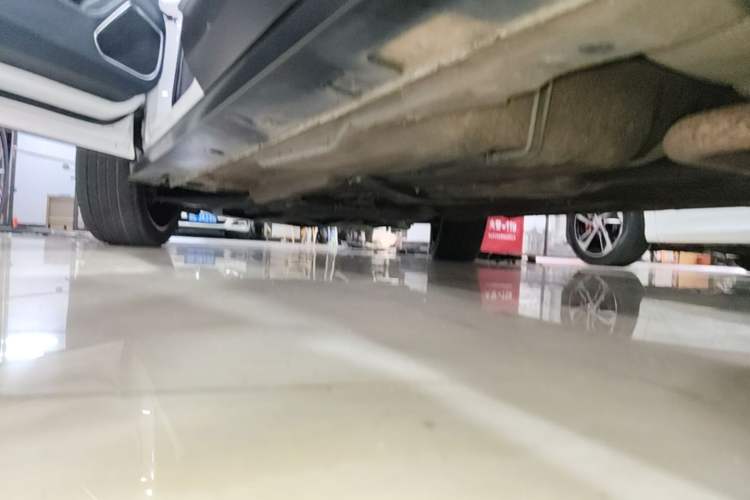 Used Bestune T77 2019 230 TID Automatic Luxury Version National V Left Side Sill