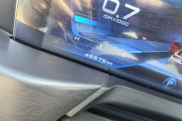 Used Bestune T77 2019 230 TID Automatic Prestige Version China V Emission Standard Odometer Close Up