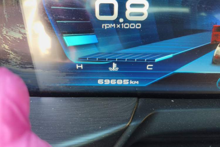 Used Bestune T77 2019 230 TID Automatic Prestige Version China V Emission Standard Odometer Close Up