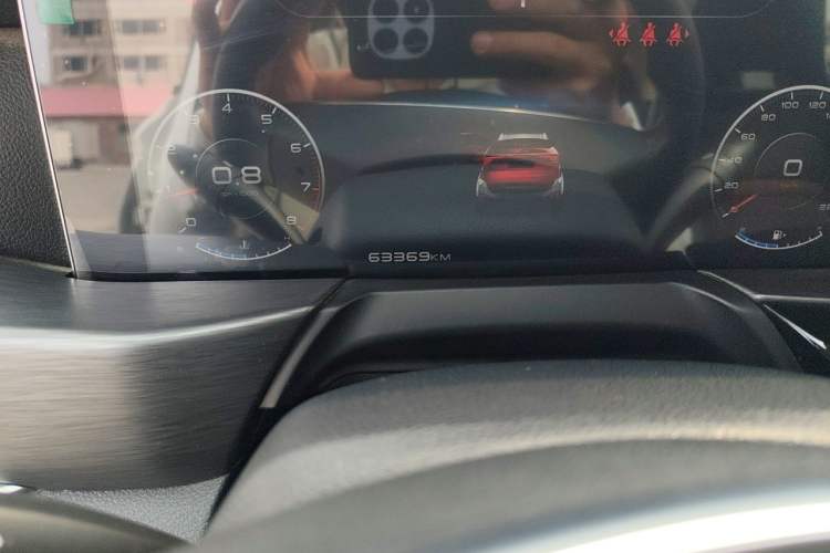 Used Bestune T77 2019 230 TID Automatic Prestige Version Rice Noodle Edition China V Odometer Close Up