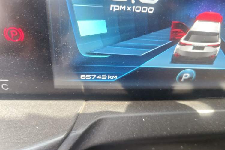 Used Bestune T77 2019 230 TID Automatic Luxury Version China VI Emission Standard Odometer Close Up