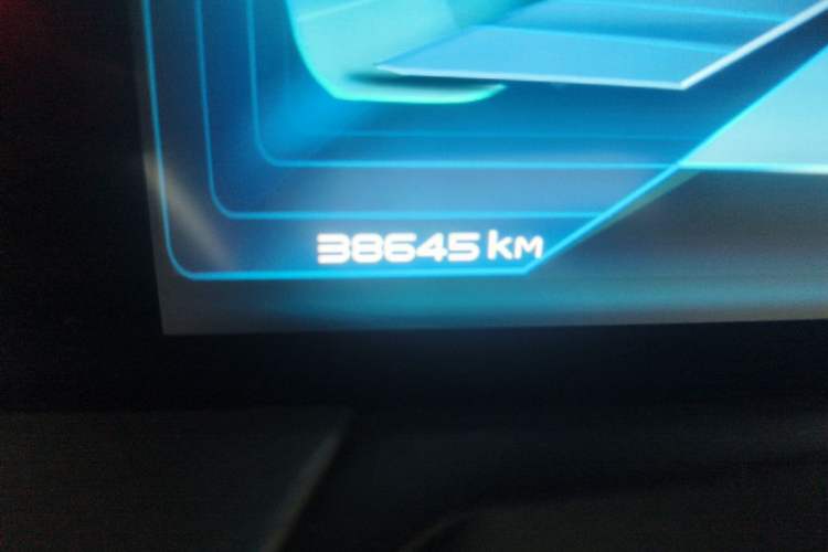 Used Bestune T77 2019 230 TID Automatic Luxury Version China VI Emission Standard Odometer Close Up