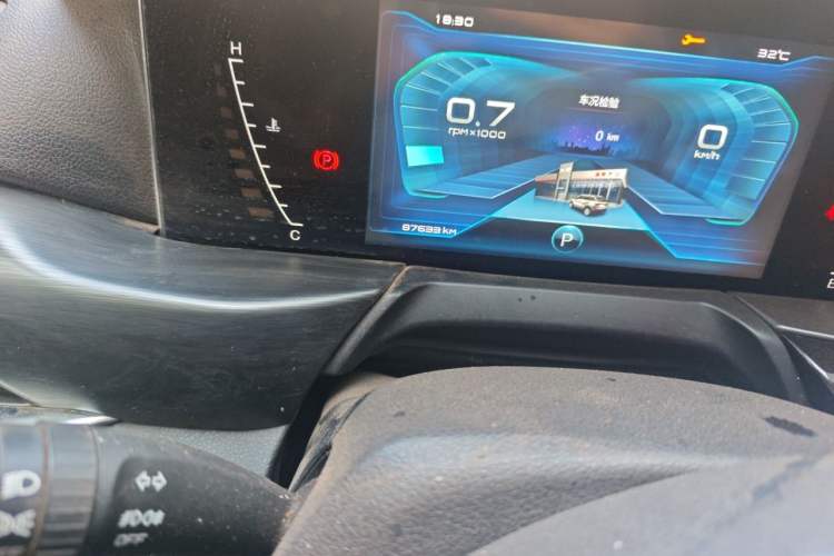 Used Bestune T77 2019 230 TID Automatic Luxury Version China VI Emission Standard Odometer Close Up