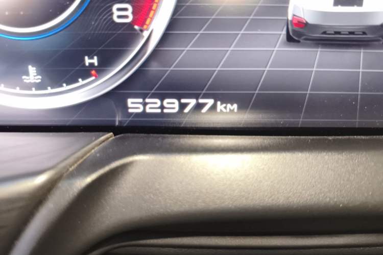 Used Bestune T77 2019 230 TID Automatic Prestige Version China V Emission Standard Odometer Close Up