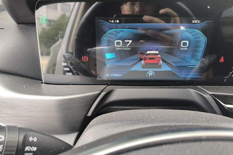 Used Bestune T77 2019 230 TID Automatic Luxury Version China VI Emission Standard Odometer Close Up