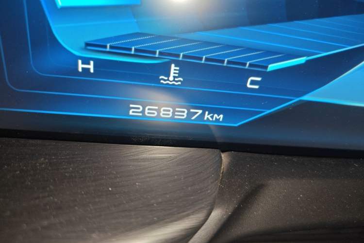 Used Bestune T77 2019 230 TID Manual Luxury Version China VI Odometer Close Up