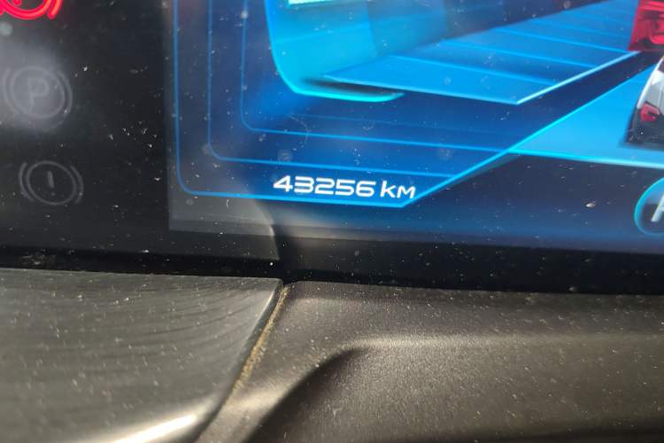 Used Bestune T77 2019 230 TID Automatic Luxury Version National V Odometer Close Up