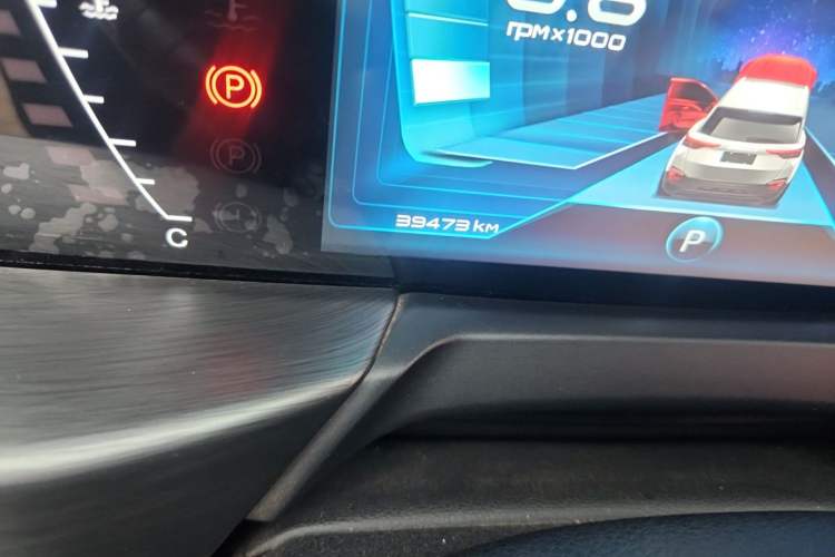 Used Bestune T77 2019 230 TID Automatic Luxury Version China VI Emission Standard Odometer Close Up