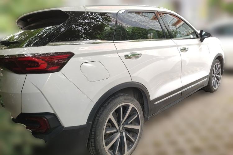 Used Bestune T77 2019 230 TID Automatic Prestige Version China VI Emission Standard Rear Right 45 Deg