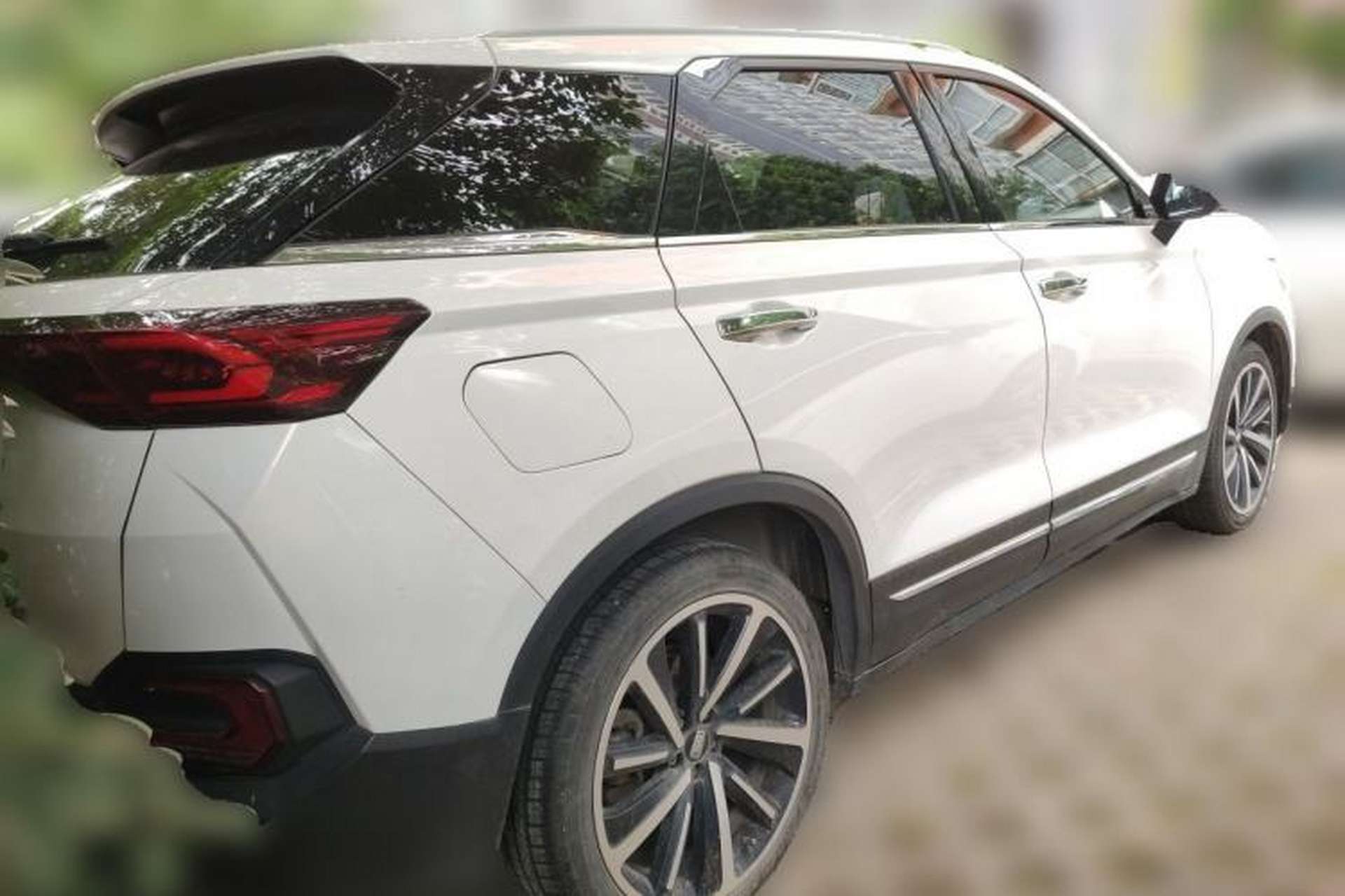 Used Bestune T77 2019 230 TID Automatic Prestige Version China VI Emission Standard Rear Right 45 Deg