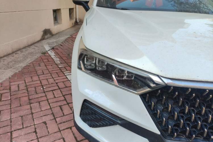 Used Bestune T77 2019 230 TID Automatic Prestige Version China VI Emission Standard Right Front Headlight