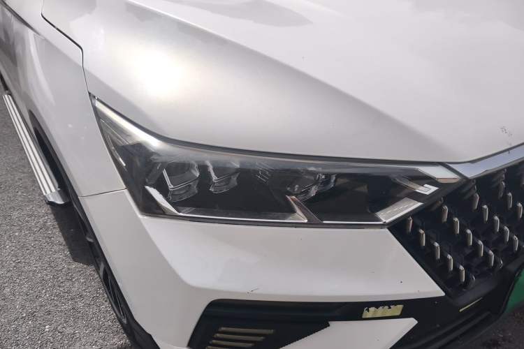Used Bestune T77 2019 230 TID Automatic Prestige Version China V Emission Standard Right Front Headlight