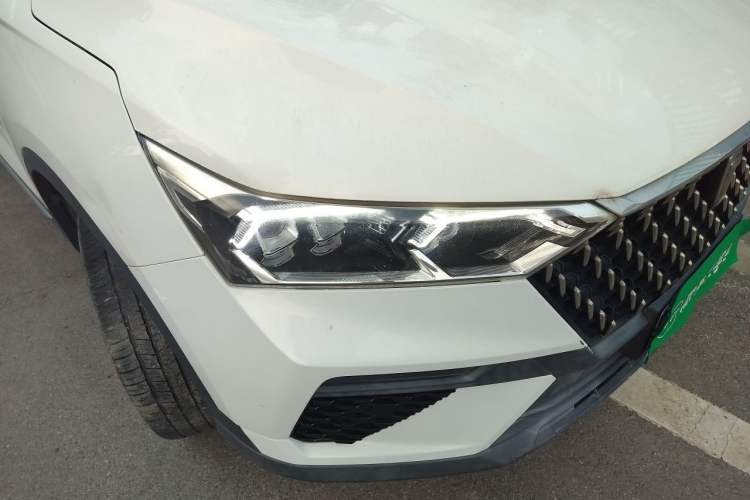 Used Bestune T77 2019 230 TID Automatic Prestige Version Rice Noodle Edition China VI Emission Standard Right Front Headlight