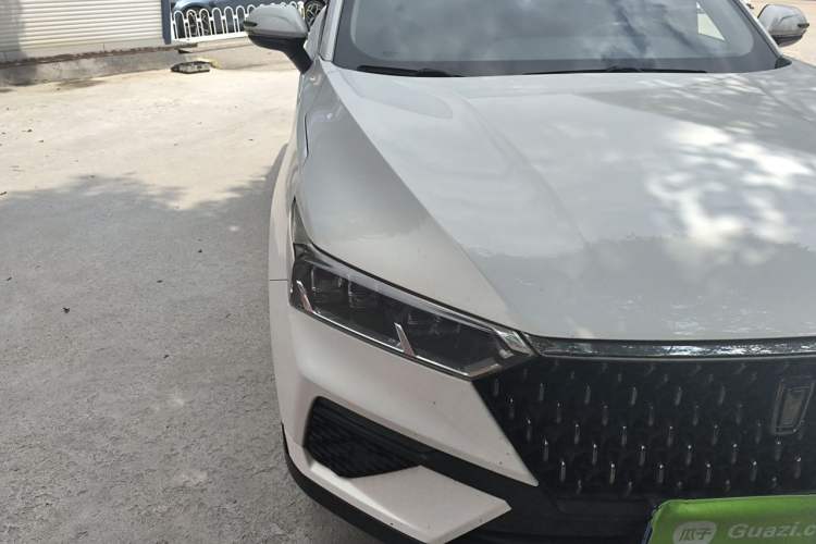 Used Bestune T77 2019 230 TID Automatic Luxury Version China VI Emission Standard Right Front Headlight