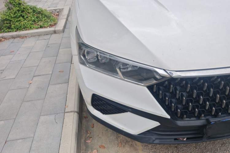 Used Bestune T77 2019 230 TID Automatic Prestige Version China V Emission Standard Right Front Headlight