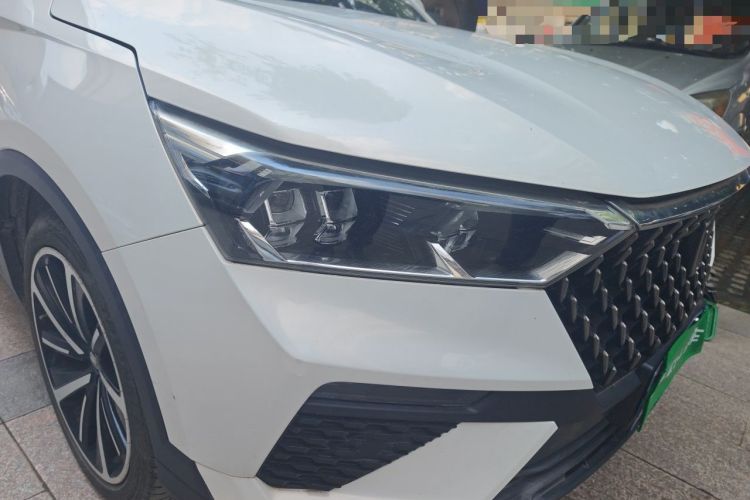 Used Bestune T77 2019 230 TID Automatic Luxury Version National V Right Front Headlight