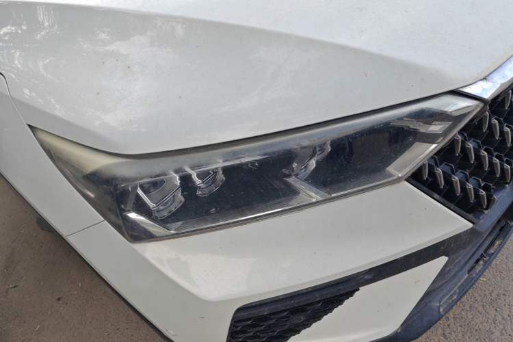 Used Bestune T77 2019 230 TID Automatic Prestige Version China VI Right Front Headlight